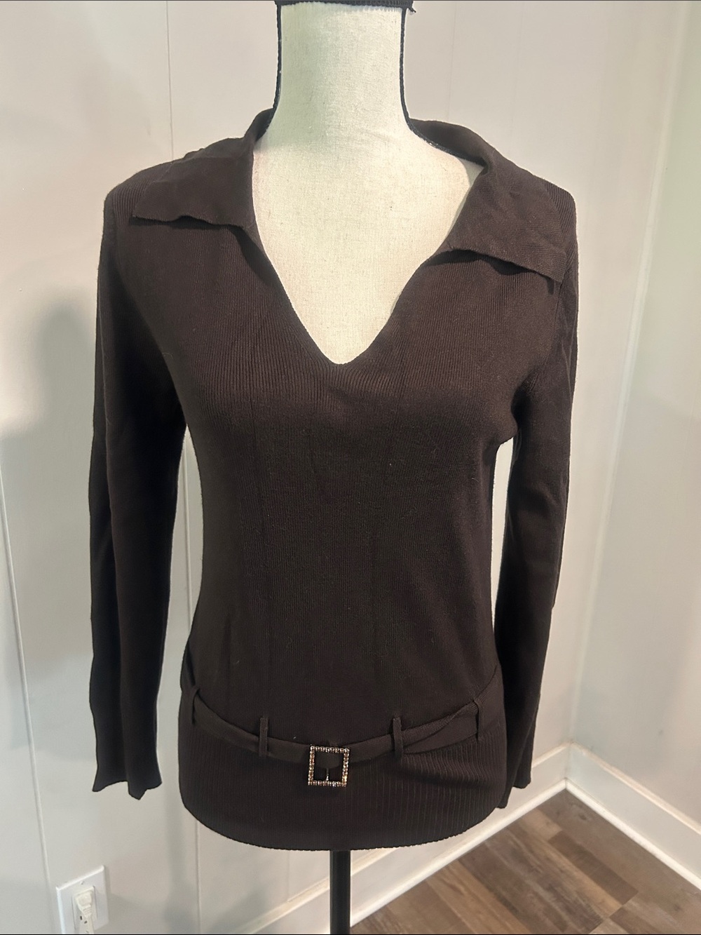 Hillard & Hanson Dark Brown V-Neck Long Sleeve Sweater with Buckle Belt